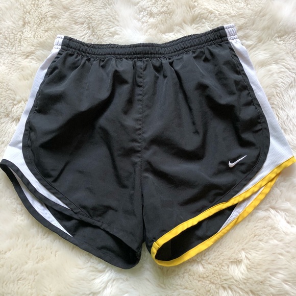 nike livestrong shorts